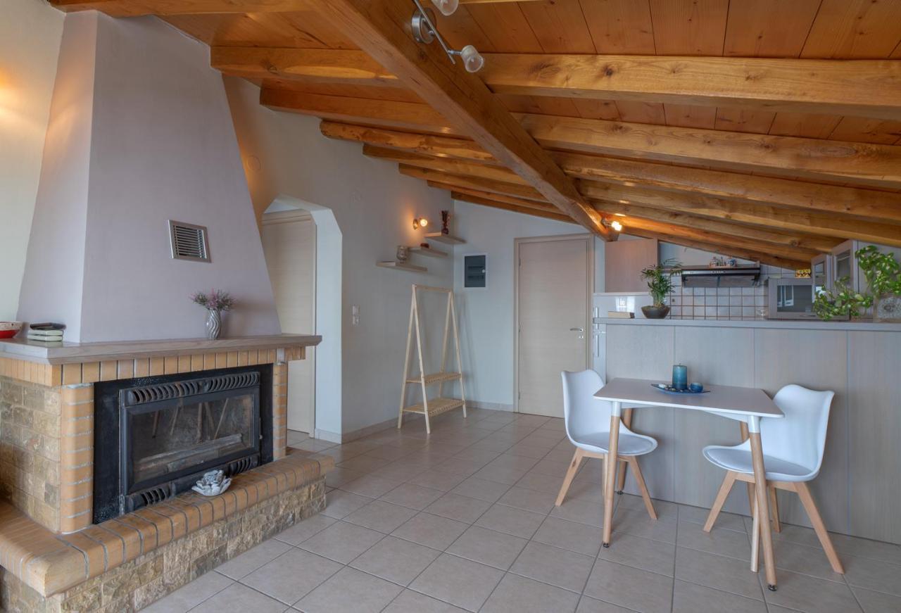 Pantheon Attic Apartment Alónnisos Екстериор снимка