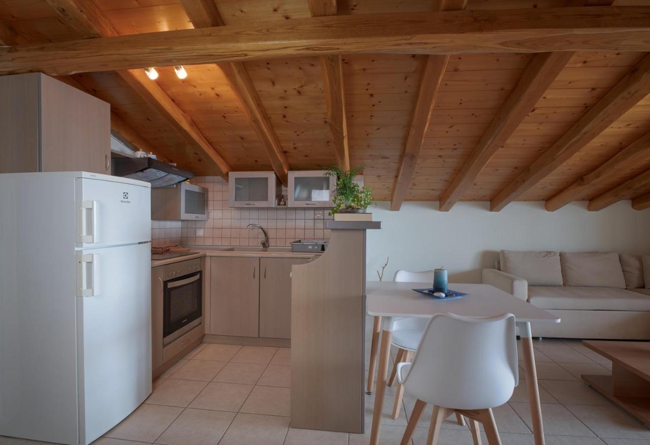 Pantheon Attic Apartment Alónnisos Екстериор снимка